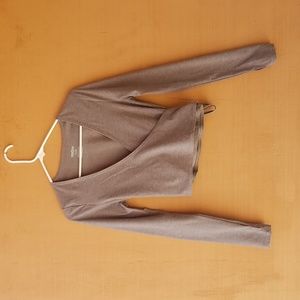 Imbodhi Cropped Wrap Long Sleeve Top